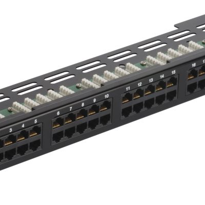 Panel 50 telefonskih RJ45 priključaka 1u