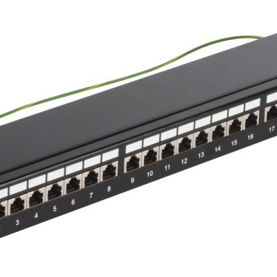 Panel 24 RJ45 Cat5e FTP 1U