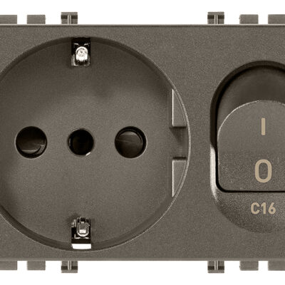 Utikač 2P+T 16A P30 intb+MT C16 Metal